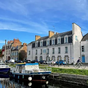  Hostel Hi Frankreich